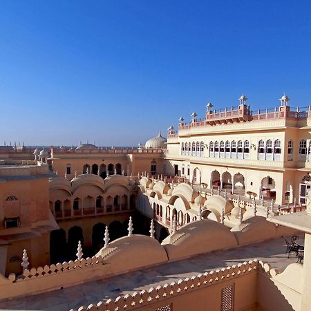 Alsisar Mahal- Heritage Hotel Extérieur photo