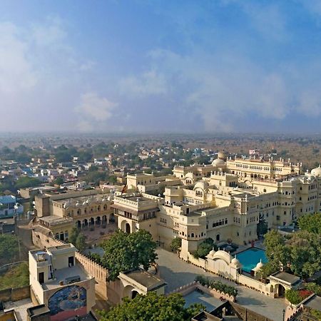 Alsisar Mahal- Heritage Hotel Extérieur photo