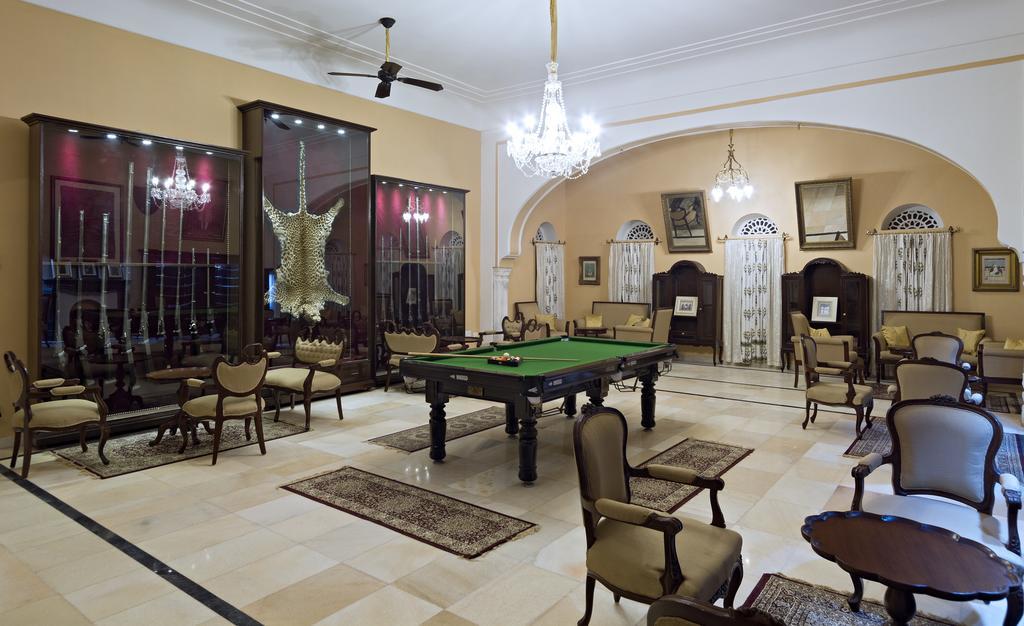 Alsisar Mahal- Heritage Hotel Extérieur photo