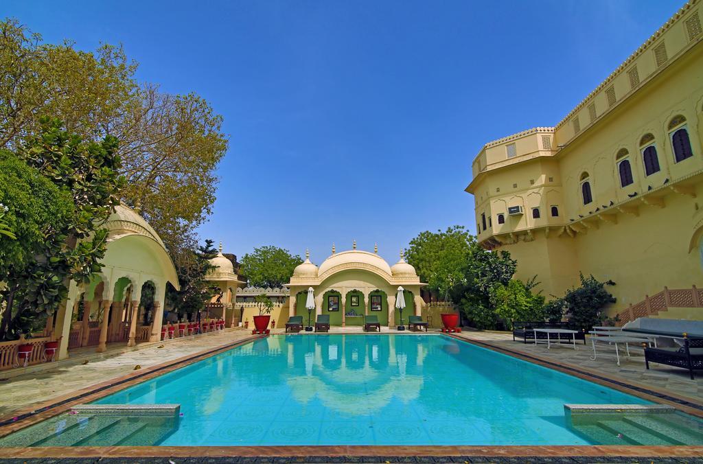 Alsisar Mahal- Heritage Hotel Extérieur photo