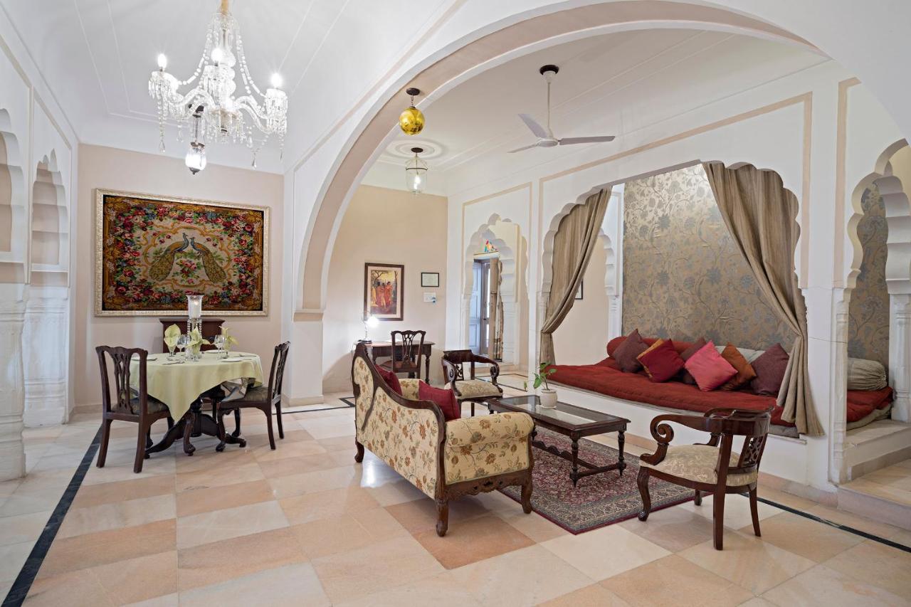 Alsisar Mahal- Heritage Hotel Extérieur photo